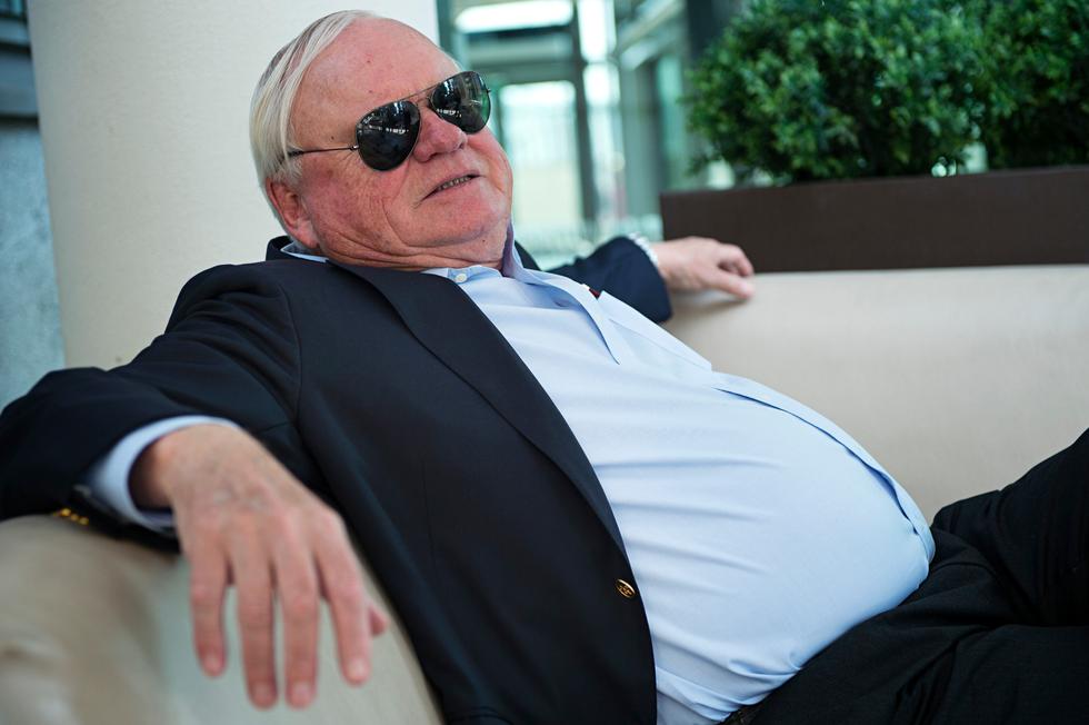 Øker i brennhett marked: Ordrebok på 14 VLCC-er på privaten - Finansavisen