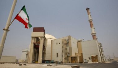 Russland: Skal bygge atomkraftverk i Iran - Finansavisen