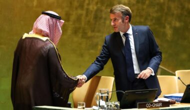 Frankrike anerkjenner Palestina