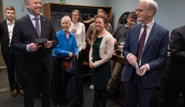 Meninger: Støres krevende seilas