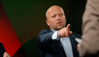 Fler­tall blant Sps folke­valgte ber Vedum trekke seg, ifølge under­søkelse