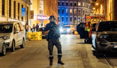 Politiet mener at guttene hadde granatene med seg på bussen