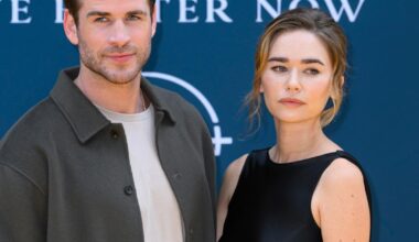 Liam Hemsworth er forlovet