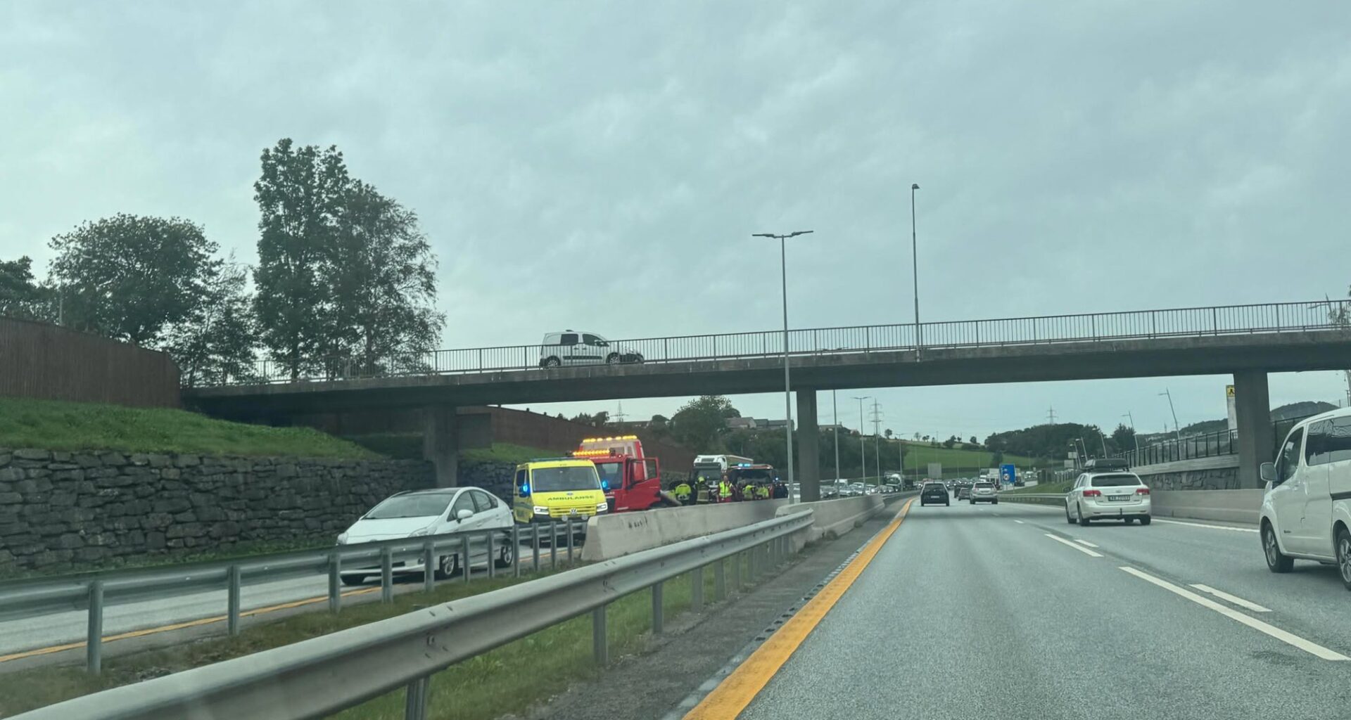 Trafikk, Kø | Trafikkulykke på E39 ved Stokka