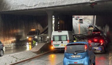 Trafikk, Været | Oversvømmelse flere steder