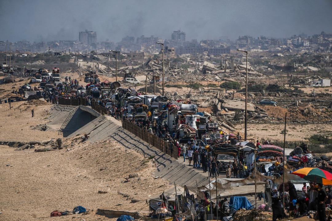 Israel starter bakkeoffensiv for å okkupere Gaza by