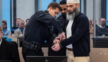 Zaniar Matapour var taus i sin egen terrorrettssak. Nå vil han vitne for Arfan Bhatti.