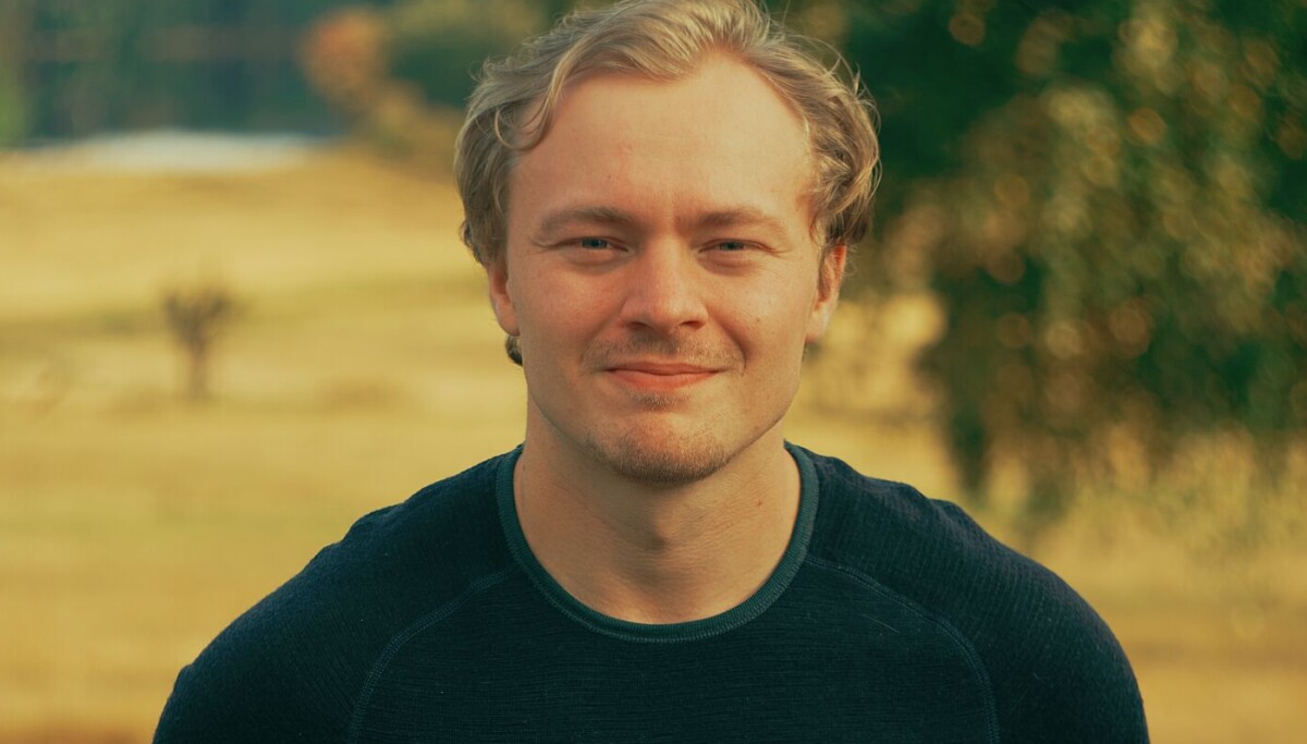 Jon og bandet blei overraska med ein halv million på scena. – Eg prøva å overtale dei til eit veldig dyrt trommesett