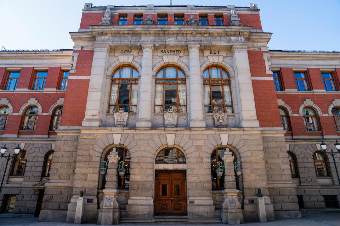 Høyesterett skrellet bort overgrepsstraff