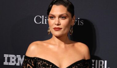 Jessie J tilbake på scenen etter brystkreftoperasjon