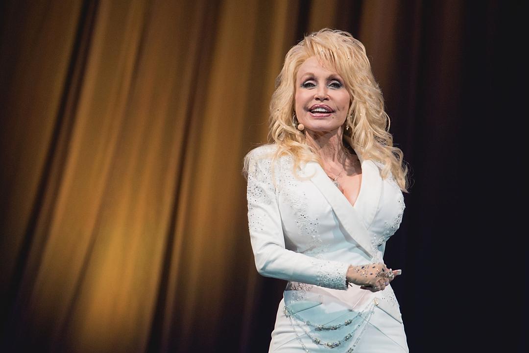 Dolly Parton utsetter konserter i Las Vegas