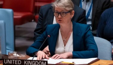 Storbritannia: Russland risikerer direkte konfrontasjon med Nato