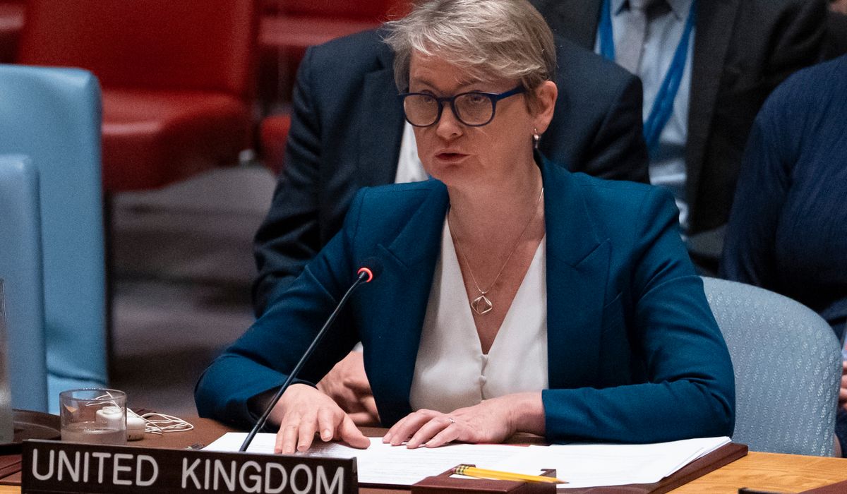 Storbritannia: Russland risikerer direkte konfrontasjon med Nato