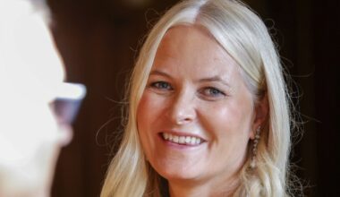 Kronprinsesse Mette-Marit på jobb igjen etter tiltalen mot sønnen Marius.