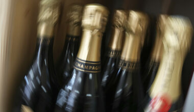 Fransk Vinprodusent Dømt for Falsk Champagne: Fengsel og Millionbøter