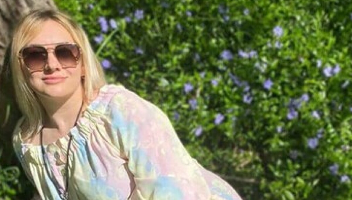 Russiske Polina lokker menn i døden