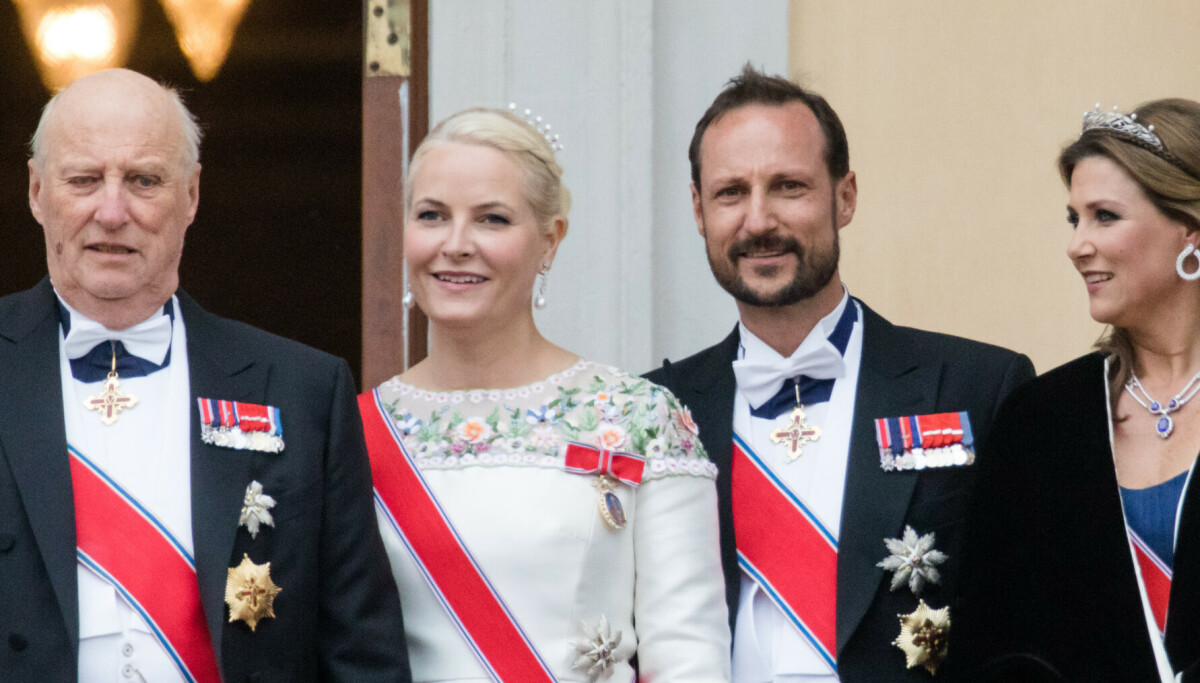 Kjendiser og kongelige reagerer på Märtha og Durek-trailer