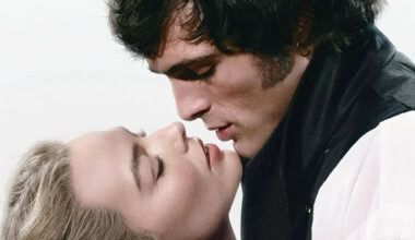 Margot Robbie og Jacob Elordi i hete scener: