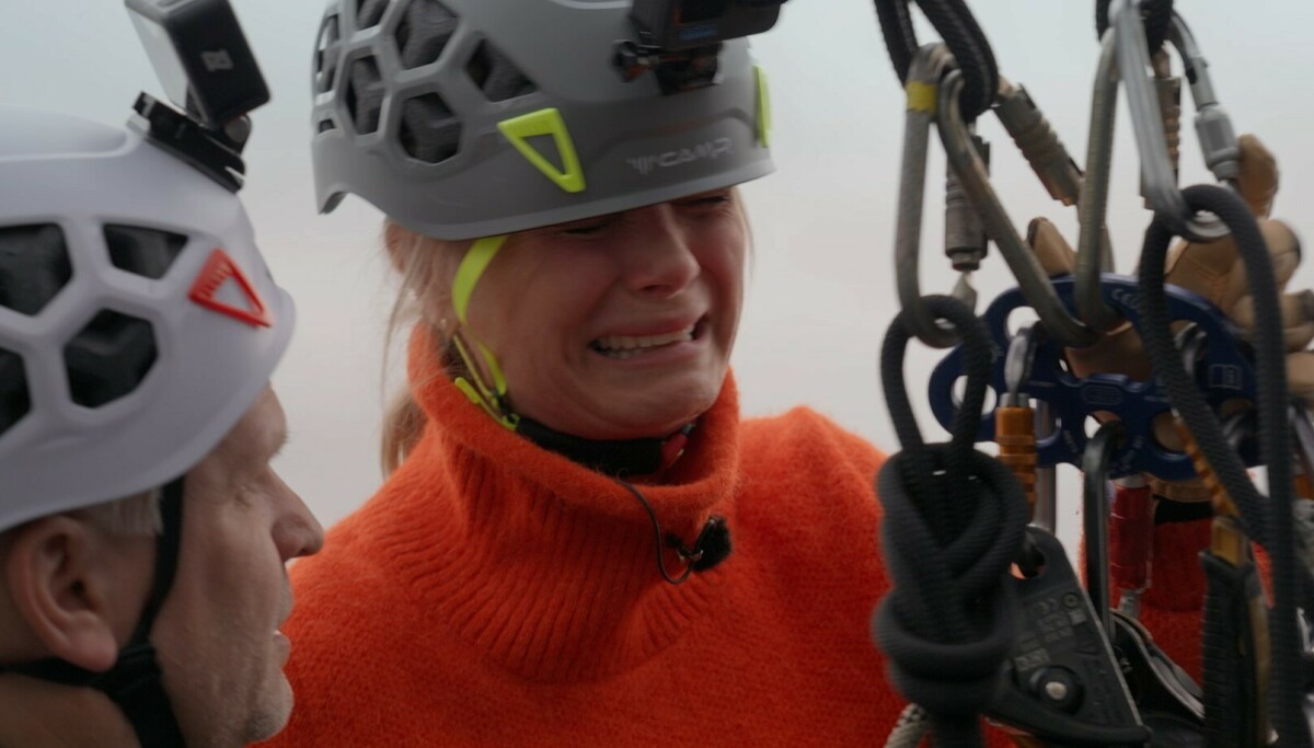 Ingrid Gjessing Linhave i tårer under premieren av «71 grader nord - Norges tøffeste kjendis» - Dagbladet