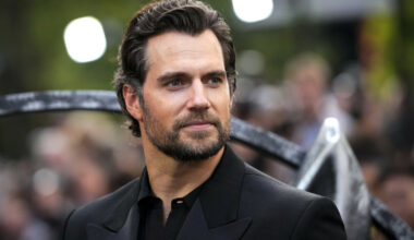 Skuespiller Henry Cavill er skadet: Utsetter innspilling av «Highlander»