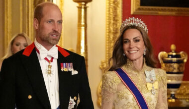 Full krangel mellom Secret Service og kongens ansatte