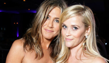 Reese Witherspoon avslører sitt ekte navn til Jennifer Aniston etter 25 år