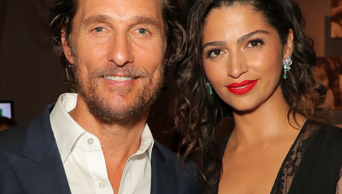 Matthew McConaughey avslører hemmeligheten bak et lykkelig ekteskap: Bytt til mindre seng