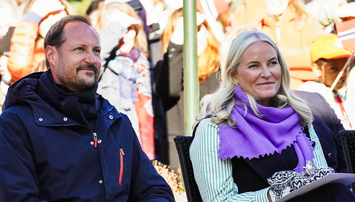 Kronprinsparet i Buskerud: Svarer om Netflix-dokumentaren - Dagbladet