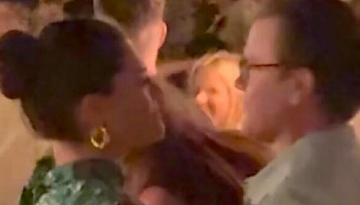 Kronprinsesse Victoria og prins Daniel tatt på fersken i Hellas