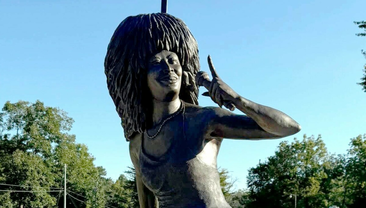 Statuen vekker oppsikt: - En tragedie