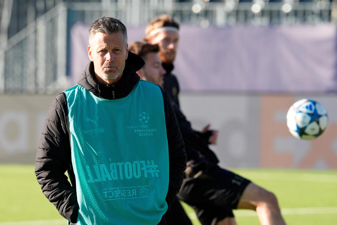 Bodø/Glimt-trener Kjetil Knutsen gir Sondre Auklend sjansen som høyrekant mot Tottenham