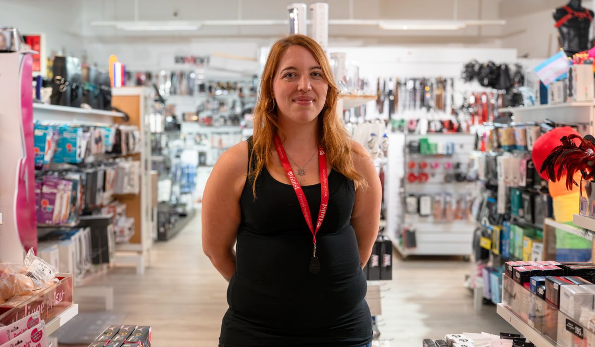 Jannice jobber i sexbutikk: – Enkelte kommer veldig i skjul