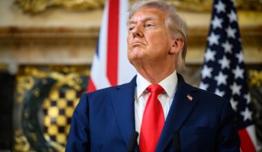 Donald Trump truer med å straffe kritiske TV-selskaper