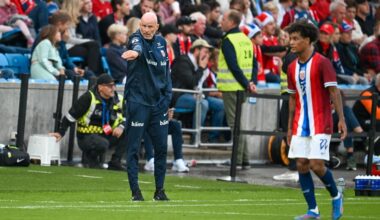 Oscar Bobb fast på laget i Manchester City