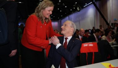 Opplysninger til VG: Støre endrer mannskap tirsdag