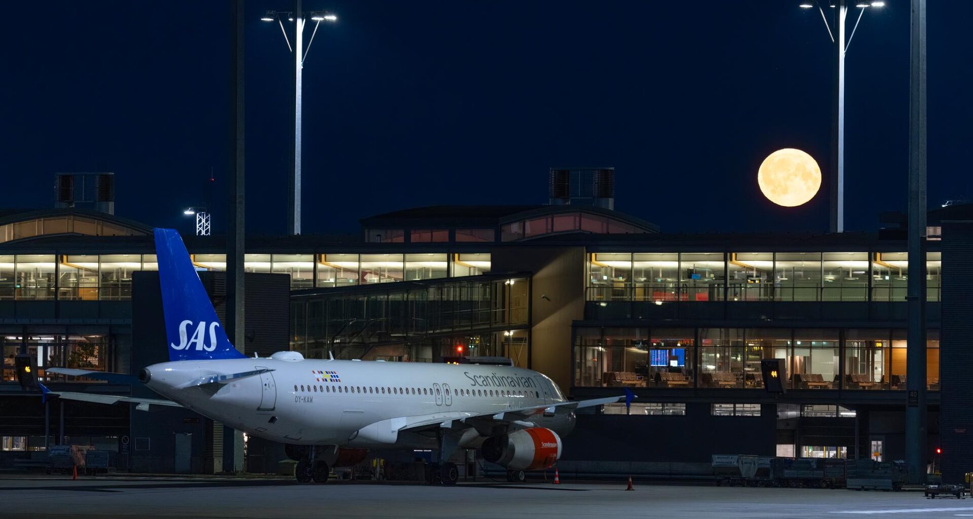 Oslo lufthavn stengte for trafikk på grunn av dronehendelse