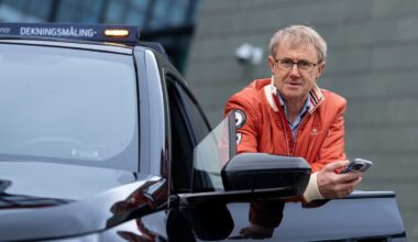 Telenors dekningsdirektør Bjørn Amundsen sier det er sjelden med graveskader som er så omfattende at man må bruke flere kilometre med kabel for å reparere dem.