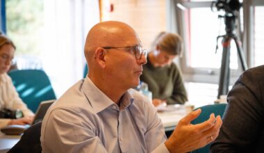 Helse Førde, Lærdal | Styret i Helse Førde gir grønt lys til direktøren