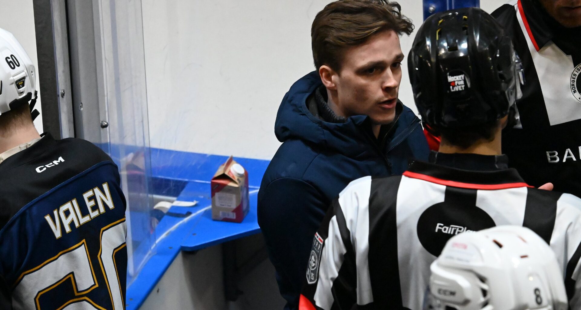 Victor wallson, Nidaros hockey | Treneren om reaksjonen fra tribunen etter kampslutt: – Snakket mye