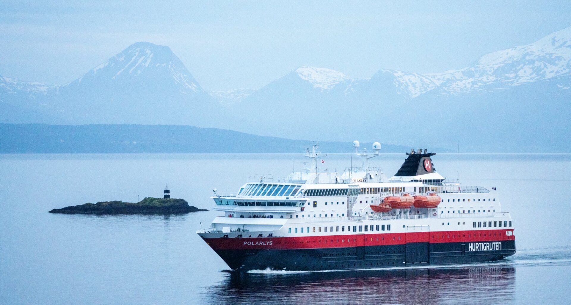 Visumfrihet, Schengen | Vil vi ha krigsforbrytere om bord på hurtigruten?