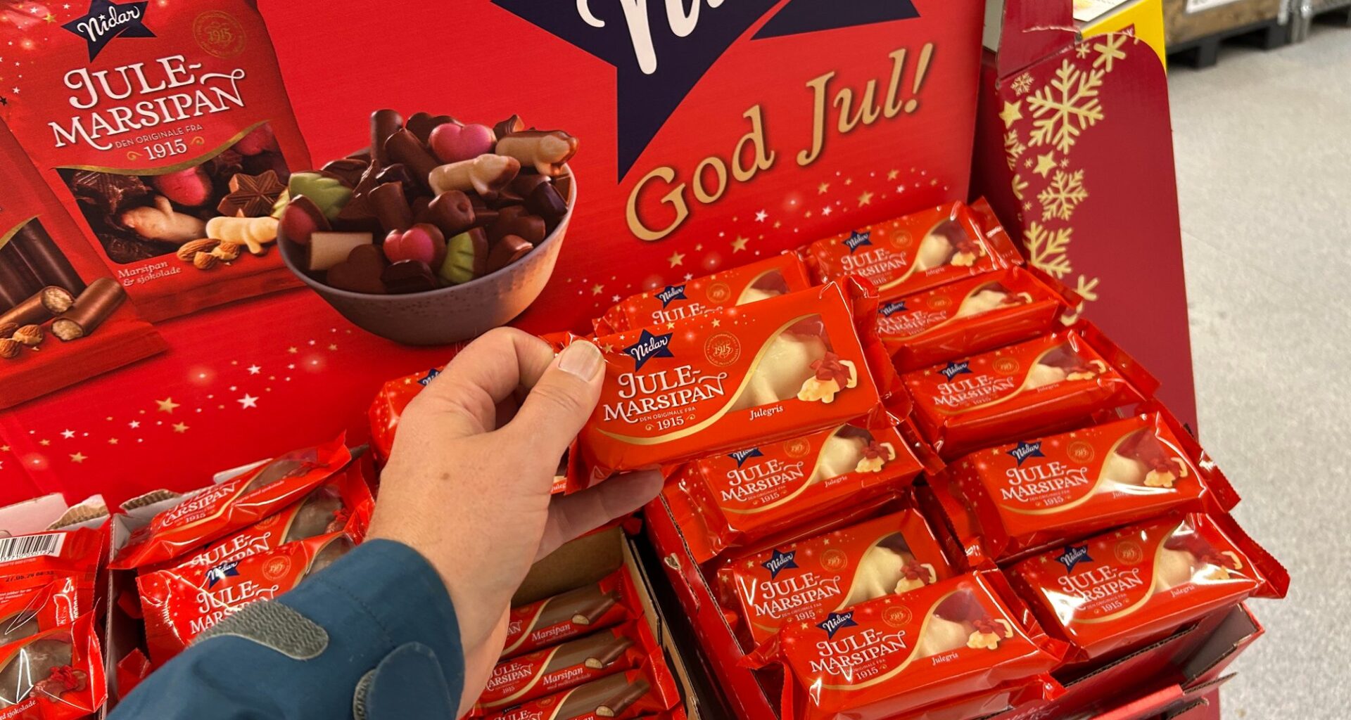 Julevarer, Jul | Fyller opp med julevarer: Skyhøye priser