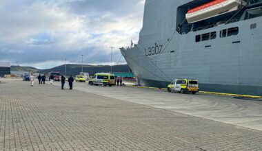 Tromsø, Troms | Redningsaksjon: Person reddet opp av havet ved Breivika