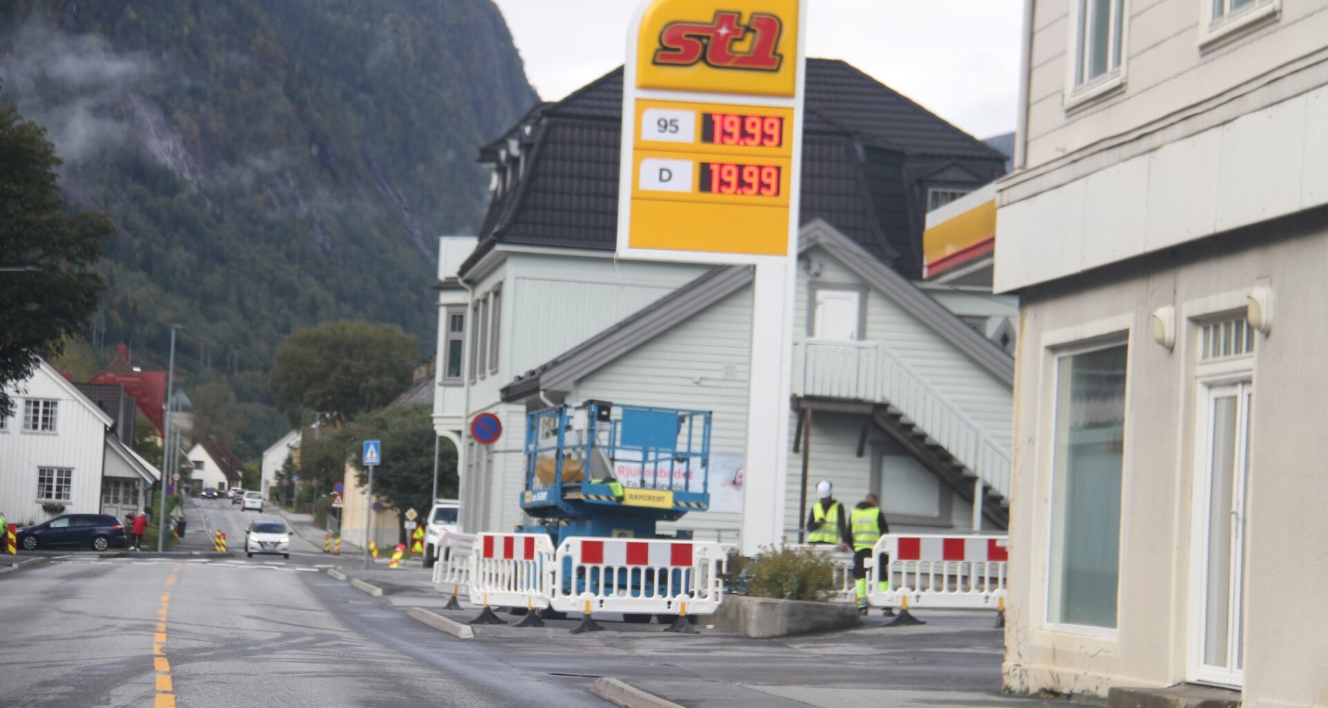 Bensin, St1 | Så var turen kommet til stasjonen på Tveito