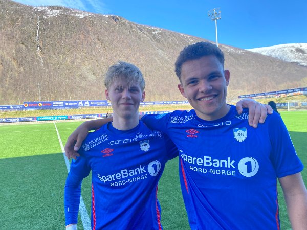 FORNØYD MED SAMSPILLET: Swaleh sier han og medspillerne Isak Eknes Adolfsen og Sean Lucian Ajulu Nilsen-Modebe utfyller hverandre bra. 