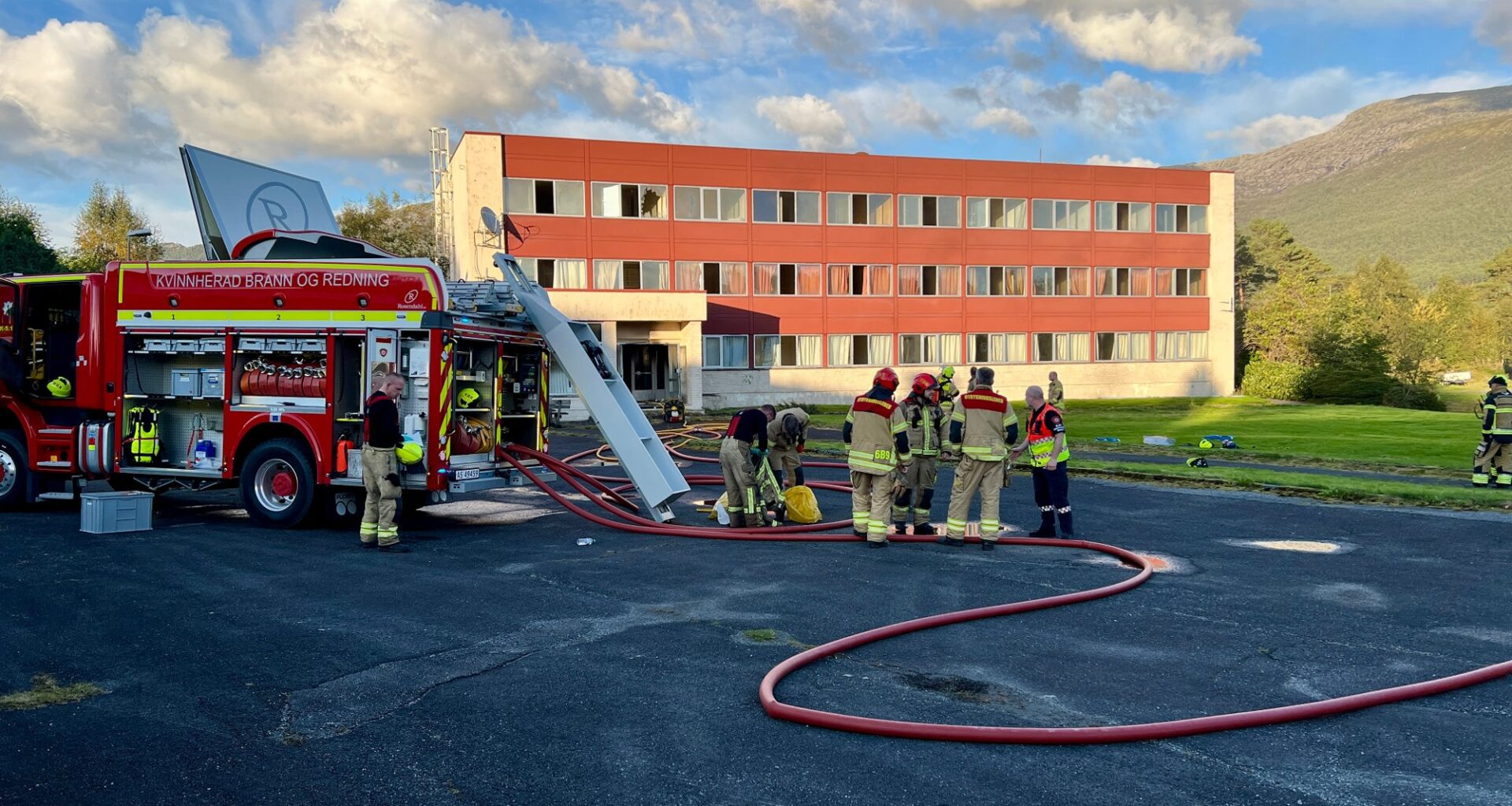 Nyhende, Husnes | Fire mindreårige til legevakt etter brann i hybelhuset