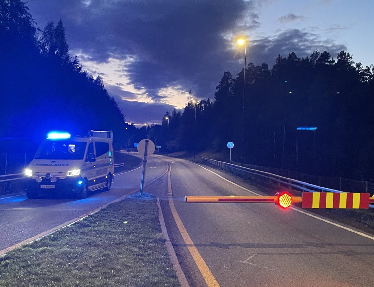 Trafikk, Nyhet | Alvorlig skadet etter frontkollisjon – flydd til sykehus i luftambulanse