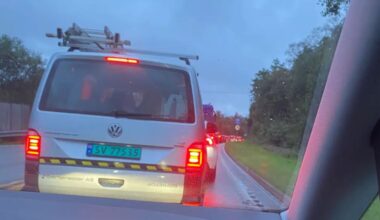 Askøy, Kø | Lange køer på Askøy: – Går utrolig seint