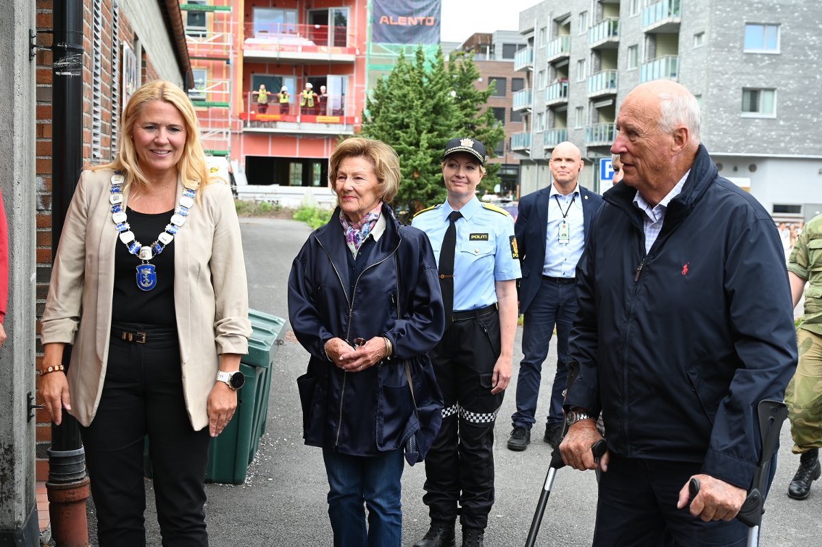 Ytring, Skråblikk | Hvor mye skal Harald og Sonja måtte tåle?
