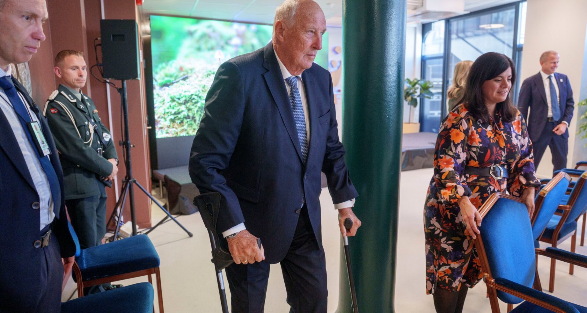 Kongehuset, Kong Harald | Støtten til kongen øker etter Netflix-stormen