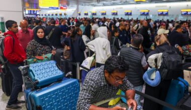 Reisende på Heathrow måtte vente med å sjekke inn etter cyberangrepet, som rammet flere store europeiske flyplasser i forrige uke.